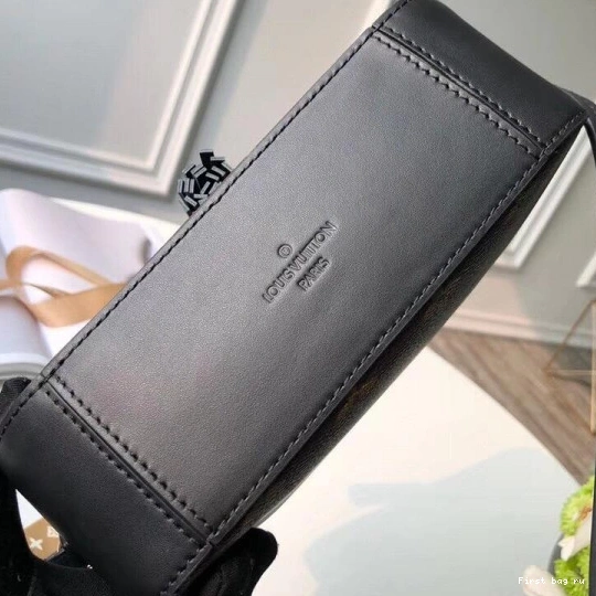 Frstbag ru SAINTONGE VUITTON LOUIS 0816